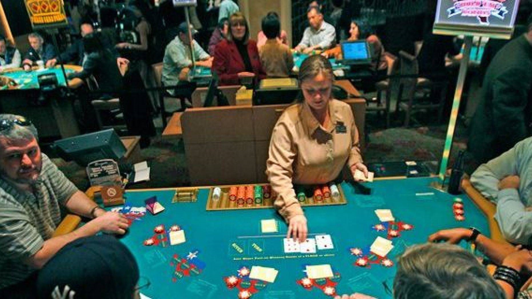 100 Free Spins no deposit at Finland Casino