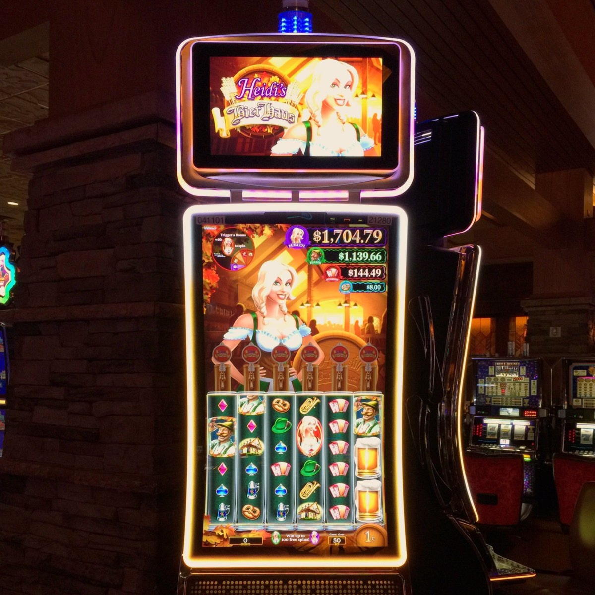 275 free spins at Spartan Slots