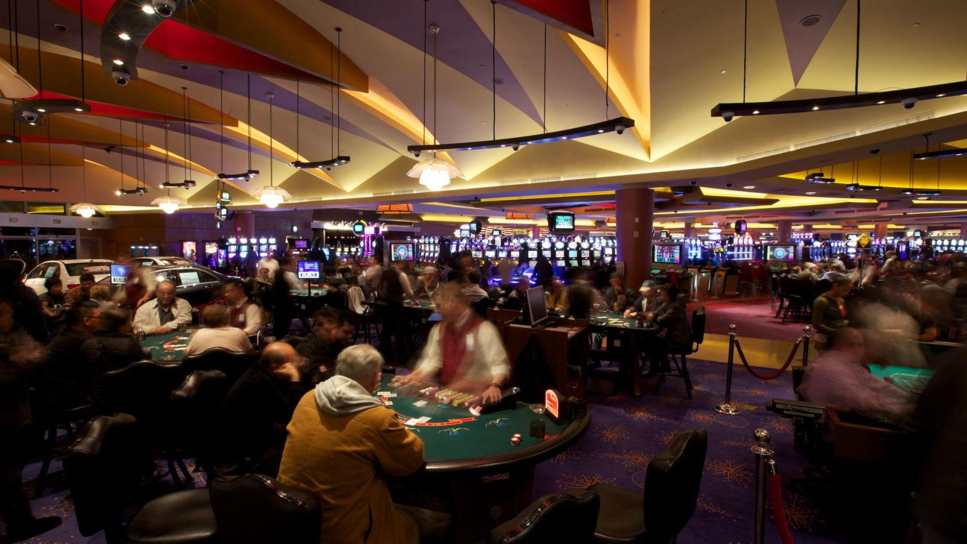 240 Free Casino Spins at Black Diamond