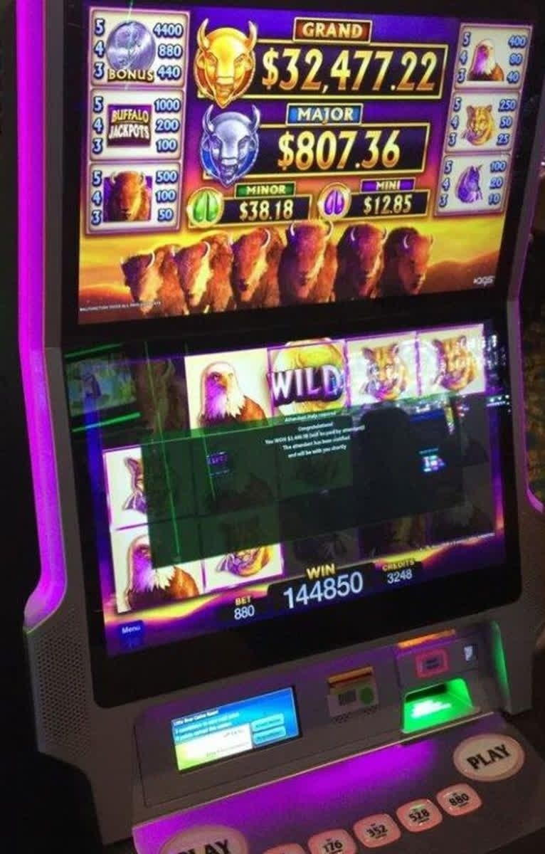 222 free spins no deposit at Chomp Casino