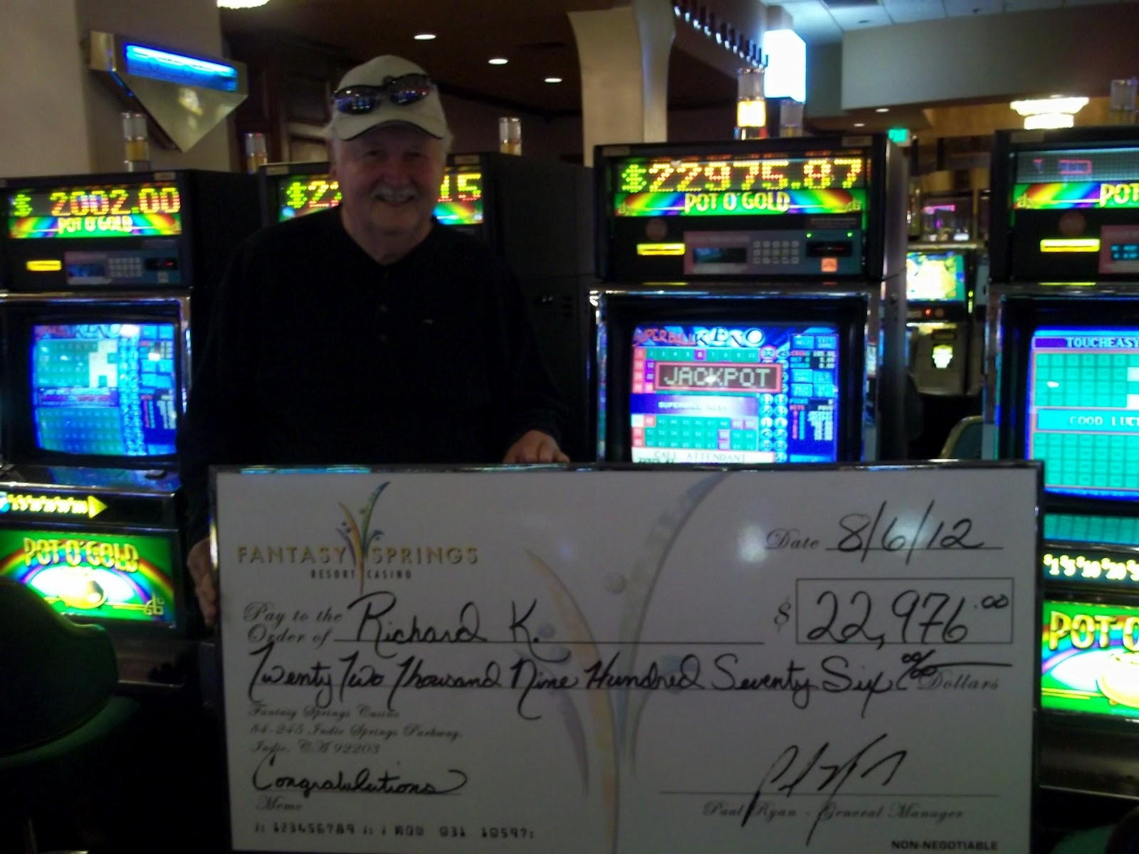 $ 2490 Ingen insättning kasino bonus på Black Lotus Casino