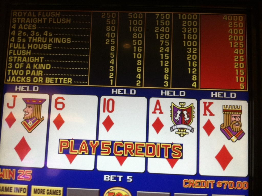44 free casino spins at Ikibu