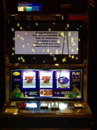 90% Casino Welcome Bonus at Bonanza Game