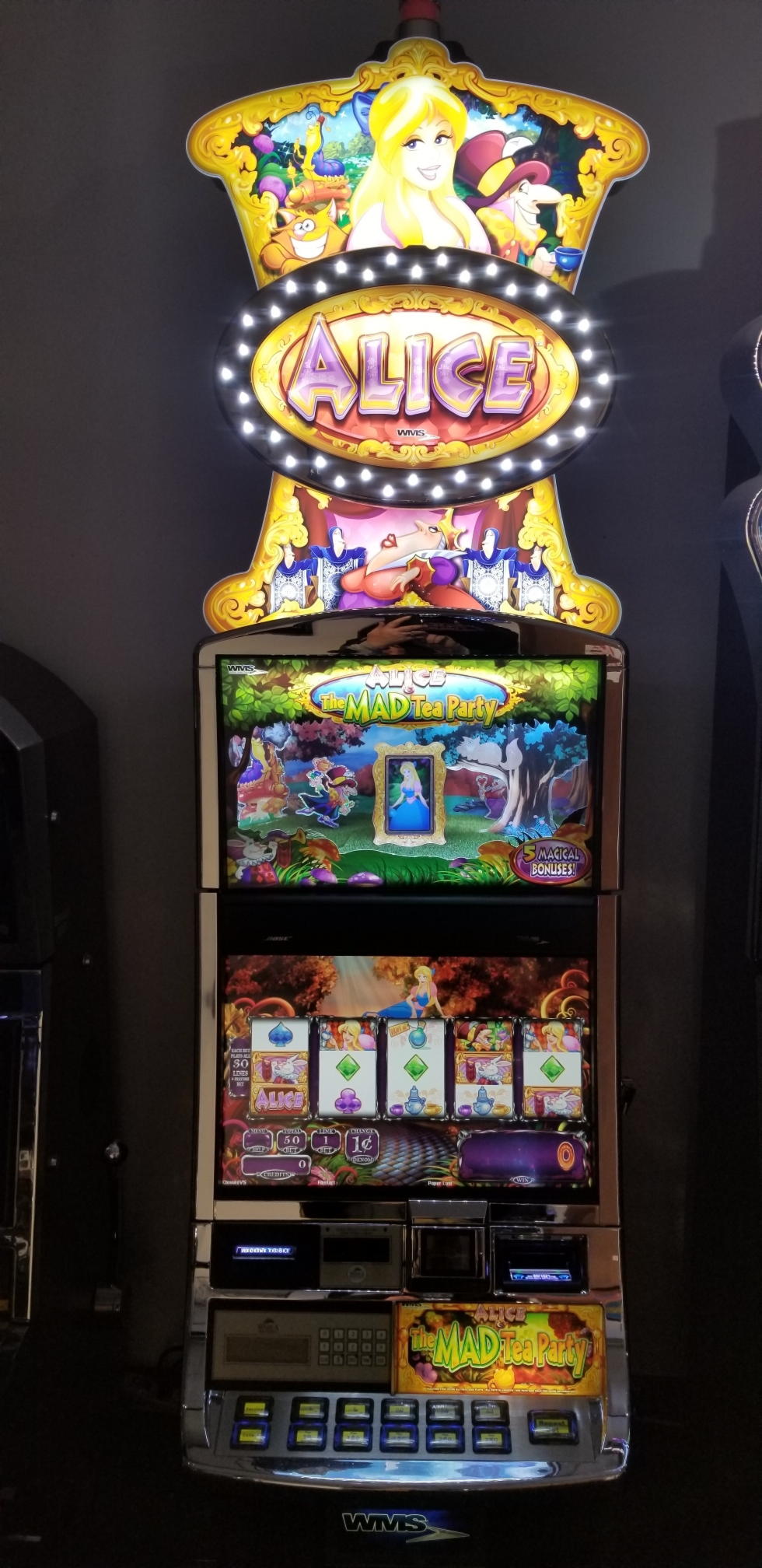 EUR 110 Daily freeroll slot tournament at PH Casino