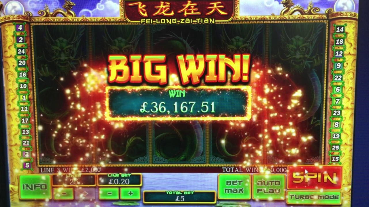 €185 Daily freeroll slot tournament at Casino.com