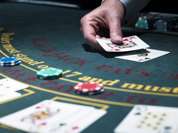 605% casino match bonus at Casino.com
