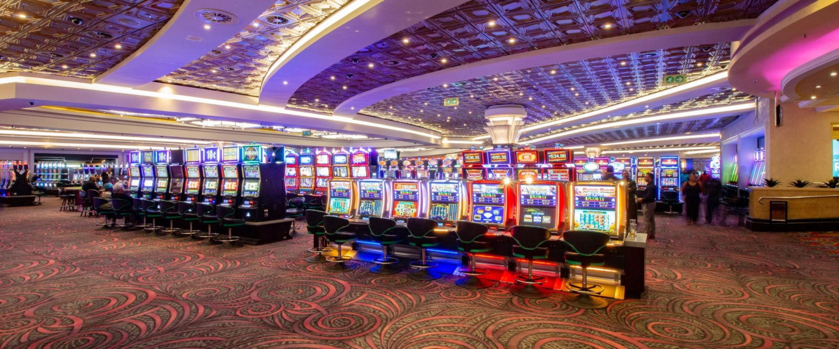 Eur 2250 NO DEPOSIT CASINO BONUS at Reef Club Casino