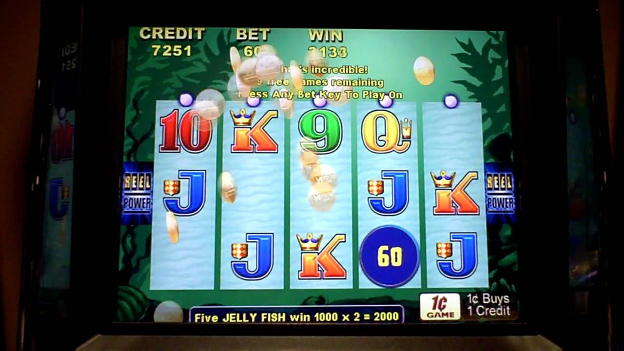 £910 Mobile freeroll slot tournament at Sloto'Cash
