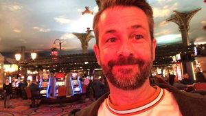 Dags att spela några slots! STORA VINTER på PARIS CASINO!