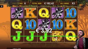 stor VINN PÅ Mega Moolah ONLINE SLOT | Bästa vinster i kalenderveckans kasinobonus