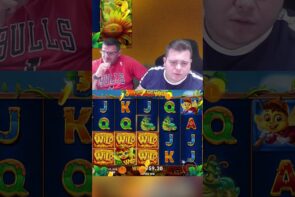 3 Buzzing Wilds Slot??large Win ??#shorts #casino bonus #slots #gambling #bigwin #highlights