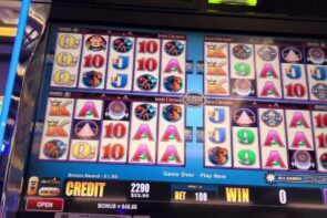 Pompeii large win #casino bonus #freeplay
