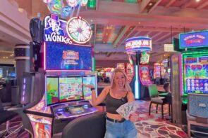 Playing The Biggest Slot Machine At Excalibur Las Vegas!