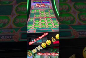 large win #casino bonus #slotwin #casinogames #slots #slotbattle #casinojackpot #gambling #jackpotworld