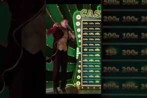 large win today on Crazy Time  - Dealer Sings ?  #casinoscores #casino bonus