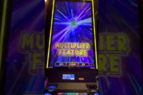 Epic Alien heroes! #money #slots #casino bonus #fyp #lasvegas #alien #ufo #bigwin #viral #love #gambling
