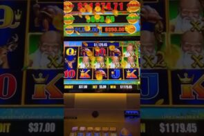 Aussie pokie punters ? large win on the pokies Commonwealth of Australia ⚡