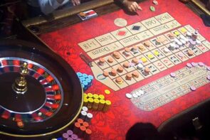 large WIN ROULETTE BIGGEST tabular array SESSION HOT EXCLUSIVE BET inward casino bonus LAS VEGAS✔️ 2023-11-23