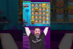 Insane Multiplier on Razor Returns Slot Gold Coin for BIG WIN? #slots #casino #bigwin