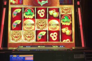 Max Bet Asian Fortunes Progressive slot machine win w/ bonus BIG win