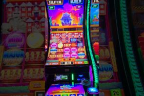 Huff and Puff Highrise Rare Double Major and Big Win