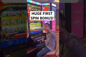 Crazy first spin on the max bet leads to a big win!
