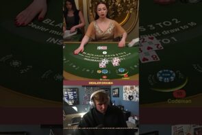 Doubling down two $10,000 hands on blackjack!!! Big win!
