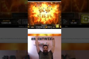 Full Screen Big Win on Phoenix Reborn Slot