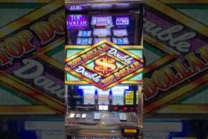 $50 Spin - Big Win in Top Dollar