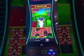 Big Win Mansion Feature - Casino Huff and More Puff Slot Machine Jackpot Slots Handpay Mansion Bonus