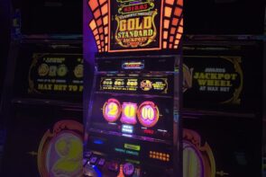 Big Win on Cash Money Machine!!!
