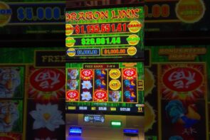 Big Win with Dragon Link and a Scatter Retrigger Award