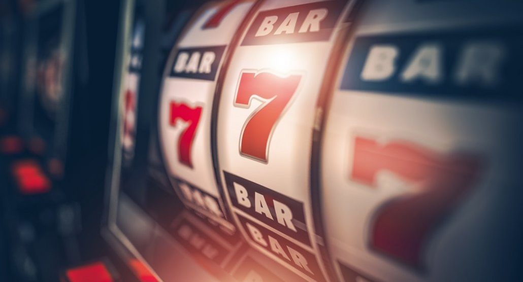 Bonus: 100% up to 0 + 50 spins at Intertops Casino
